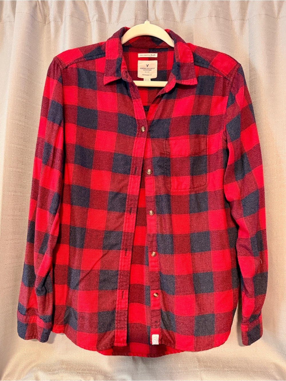 American Eagle Soft Boyfriend Flannel Shirt Red Black Buffalo Plaid Medium